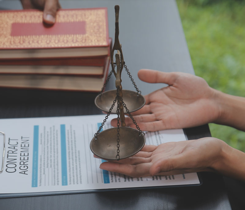Capitelli & Wicker - Top-Rated Medical Malpractice Lawyer in Central LA - Contract Papers Capitelli & Wicker - Top-Rated Medical Malpractice Lawyer in Central LA - Contract Papers
